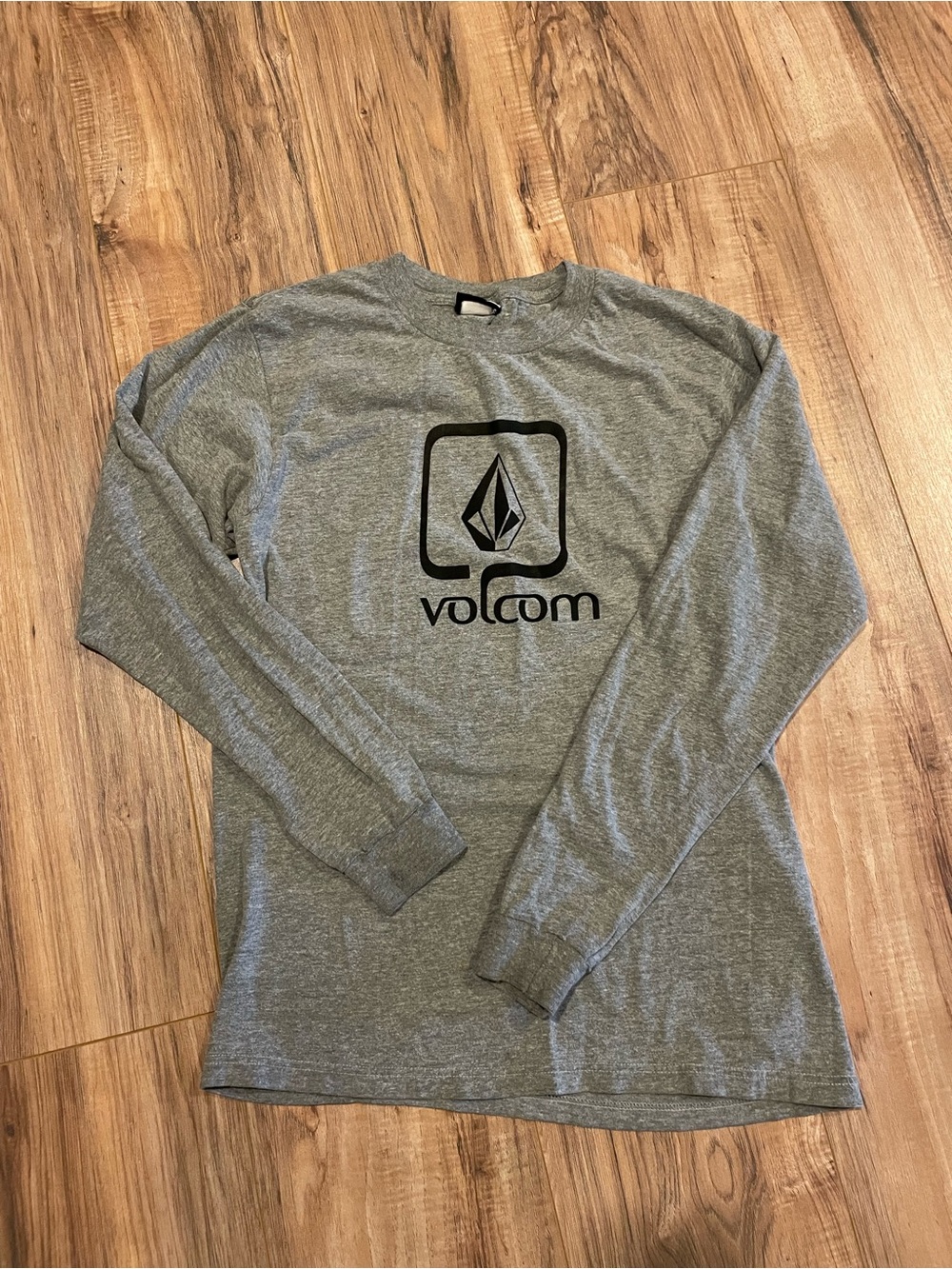 Volcom Heather Gray Long Sleeve Logo Shirt